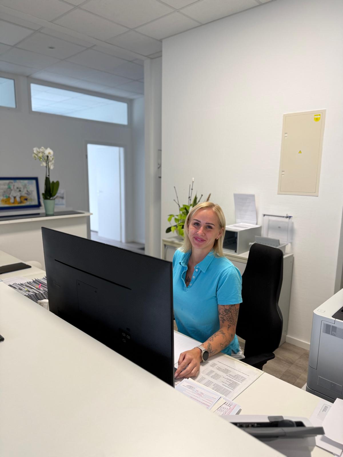 Carina Dietrich, Praxisorganisation & Anmeldung