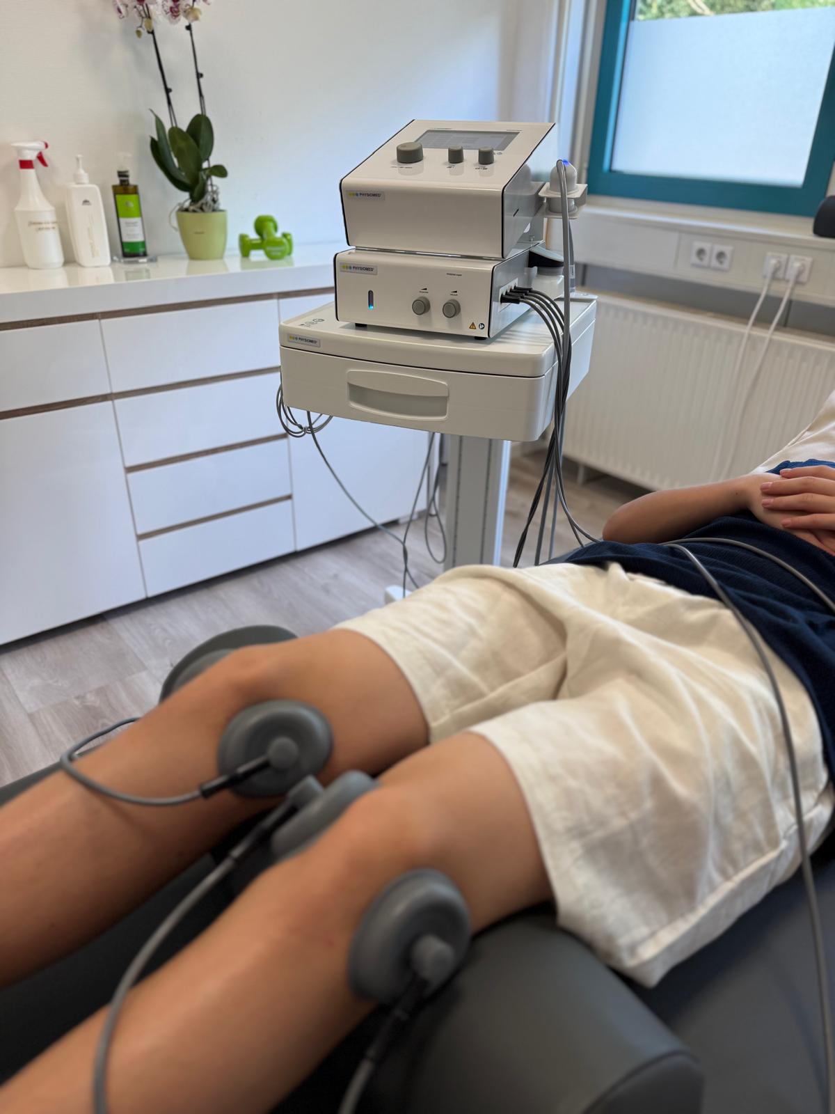 Elektrotherapie-Anwendung in der Praxis Varupa
